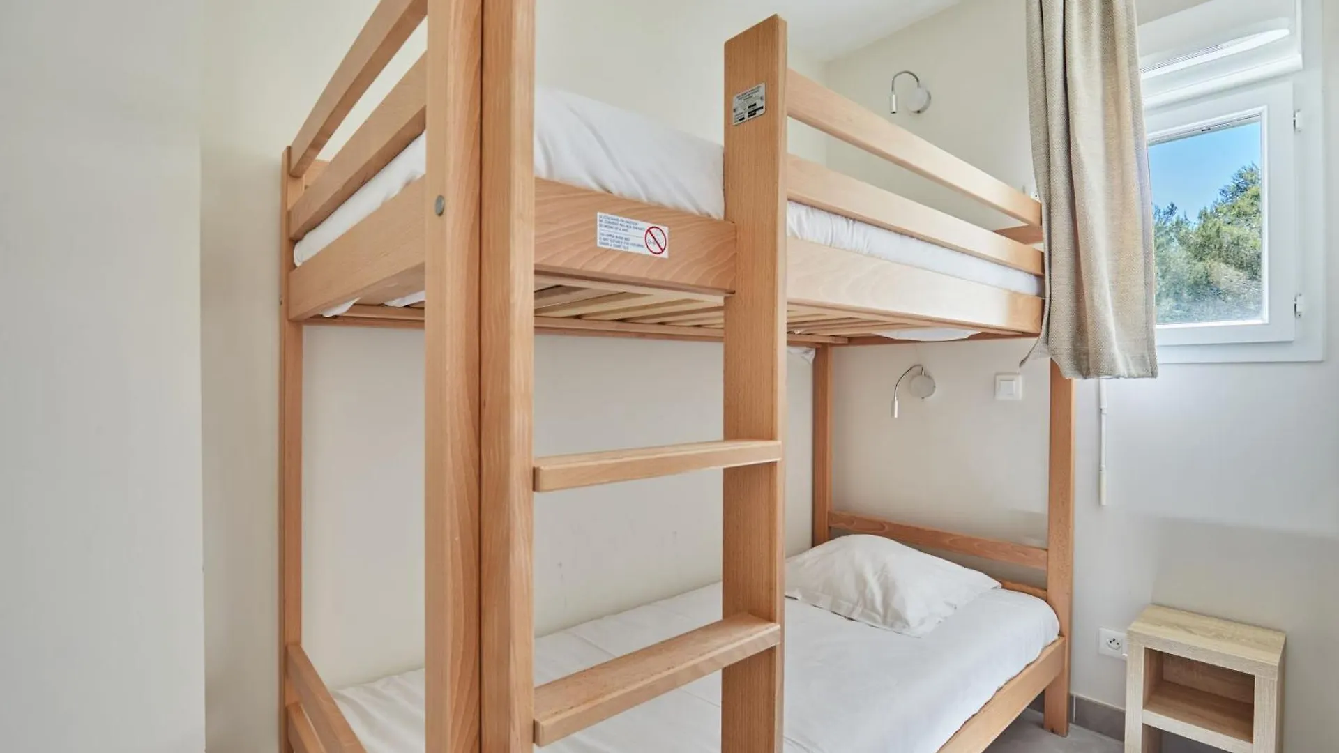 Residence Prestige Odalys Les Canissons Cavalaire-sur-Mer 0*,  Γαλλία