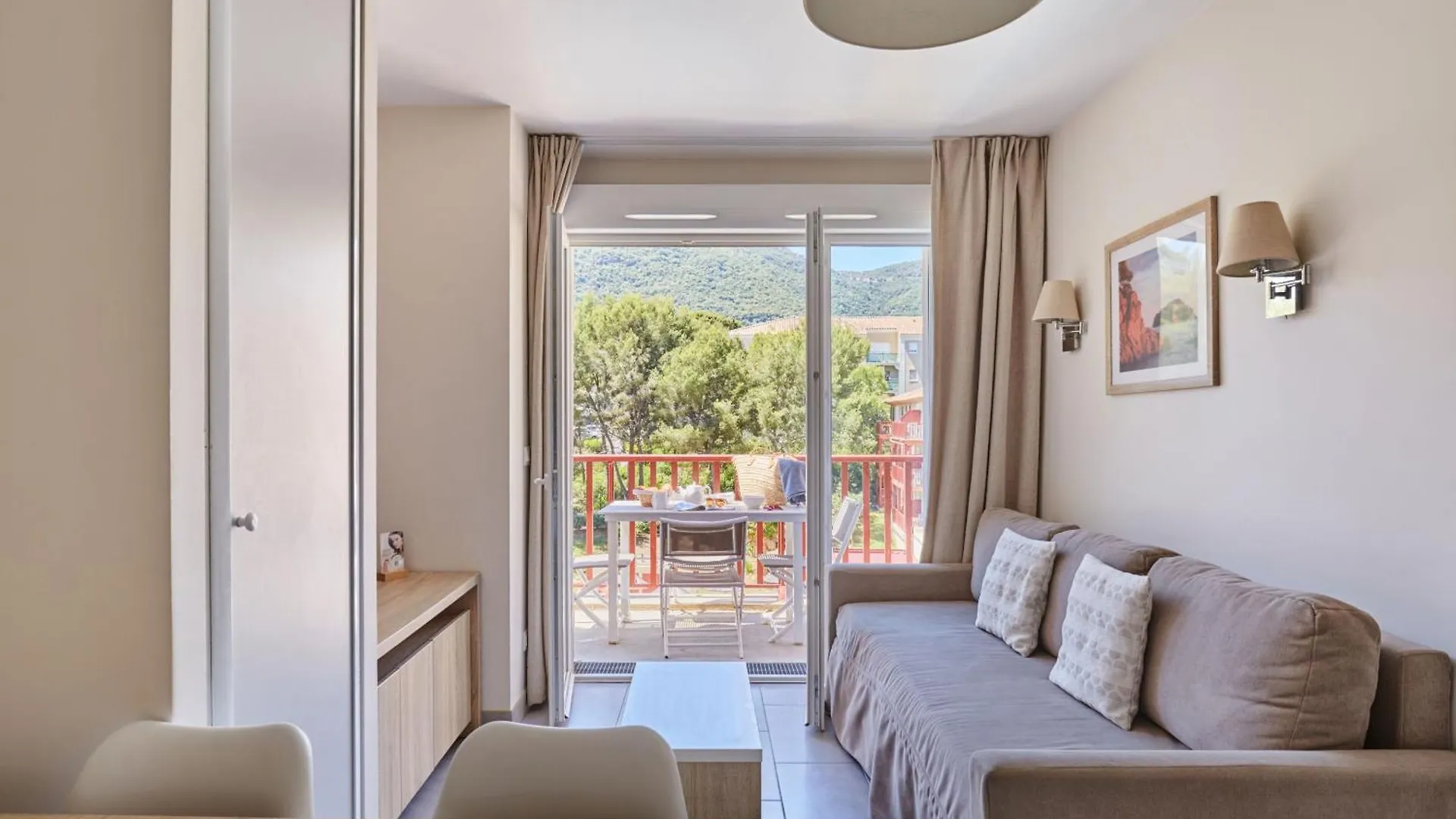 Residence Prestige Odalys Les Canissons Cavalaire-sur-Mer Ξενοδοχείο με διαμερίσματα