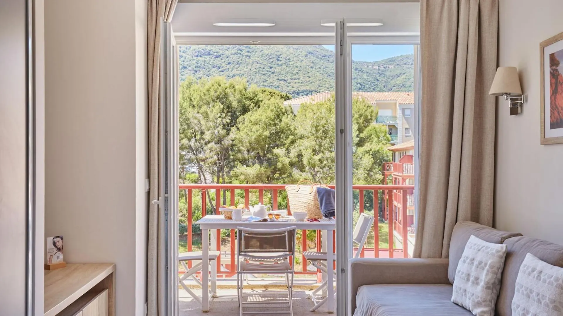 Residence Prestige Odalys Les Canissons Cavalaire-sur-Mer Γαλλία