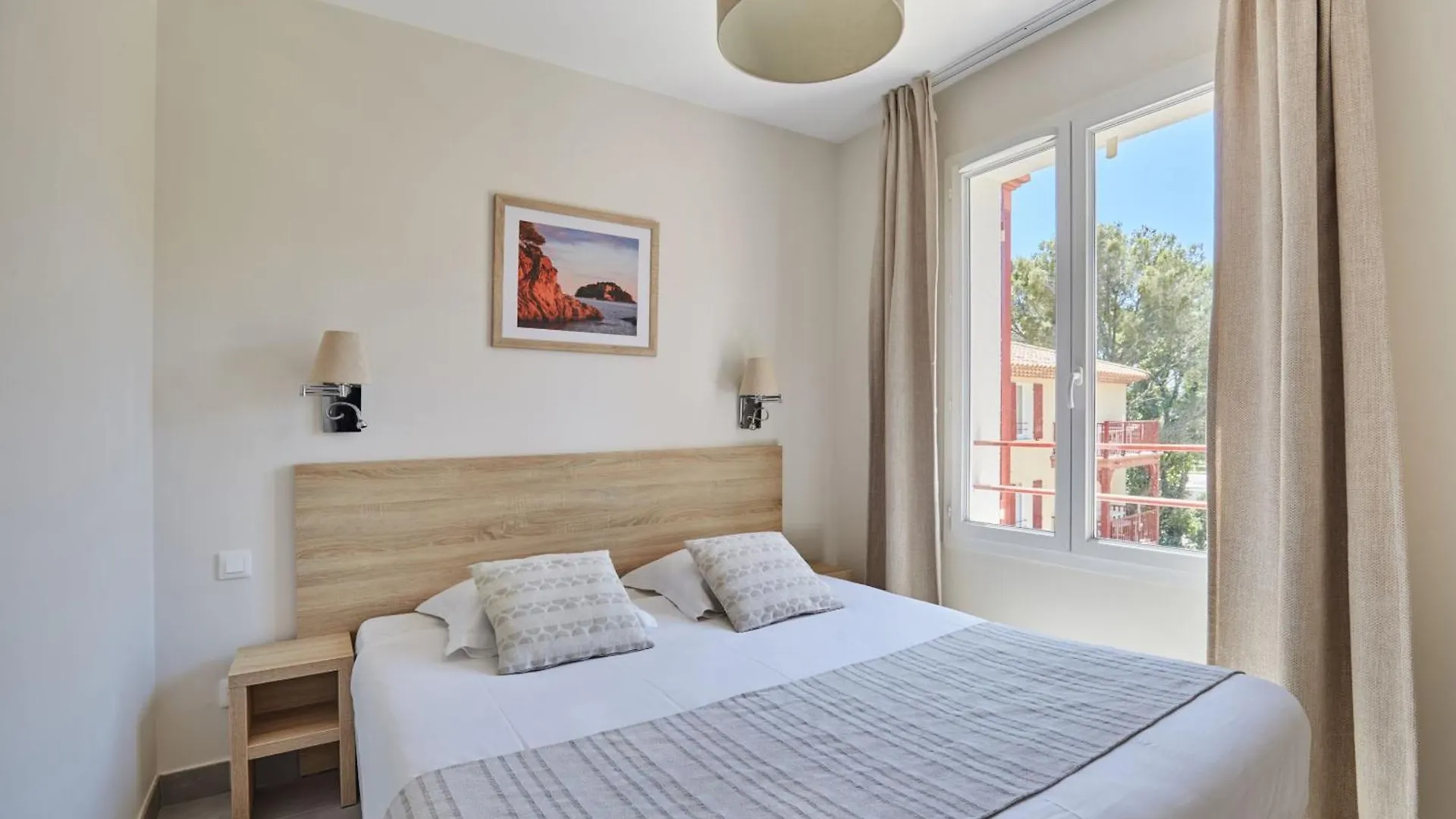 Ξενοδοχείο με διαμερίσματα Residence Prestige Odalys Les Canissons Cavalaire-sur-Mer Γαλλία